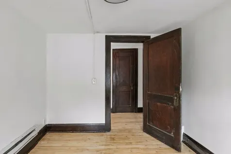 3823 Dupont Avenue N Minneapolis MN 55412