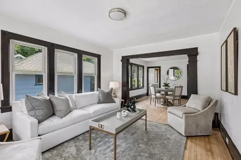 3823 Dupont Avenue N Minneapolis MN 55412