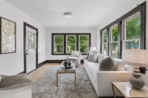 3823 Dupont Avenue N Minneapolis MN 55412