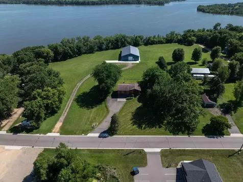 207 Maple Avenue SW Elysian MN 56028