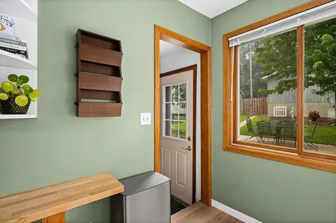 1217 E 10th Street Duluth MN 55805