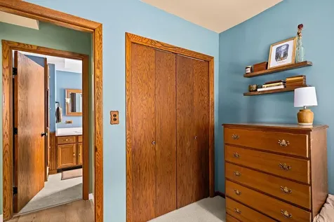 1217 E 10th Street Duluth MN 55805