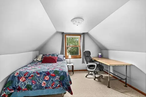 1217 E 10th Street Duluth MN 55805