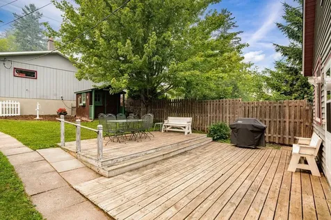 1217 E 10th Street Duluth MN 55805