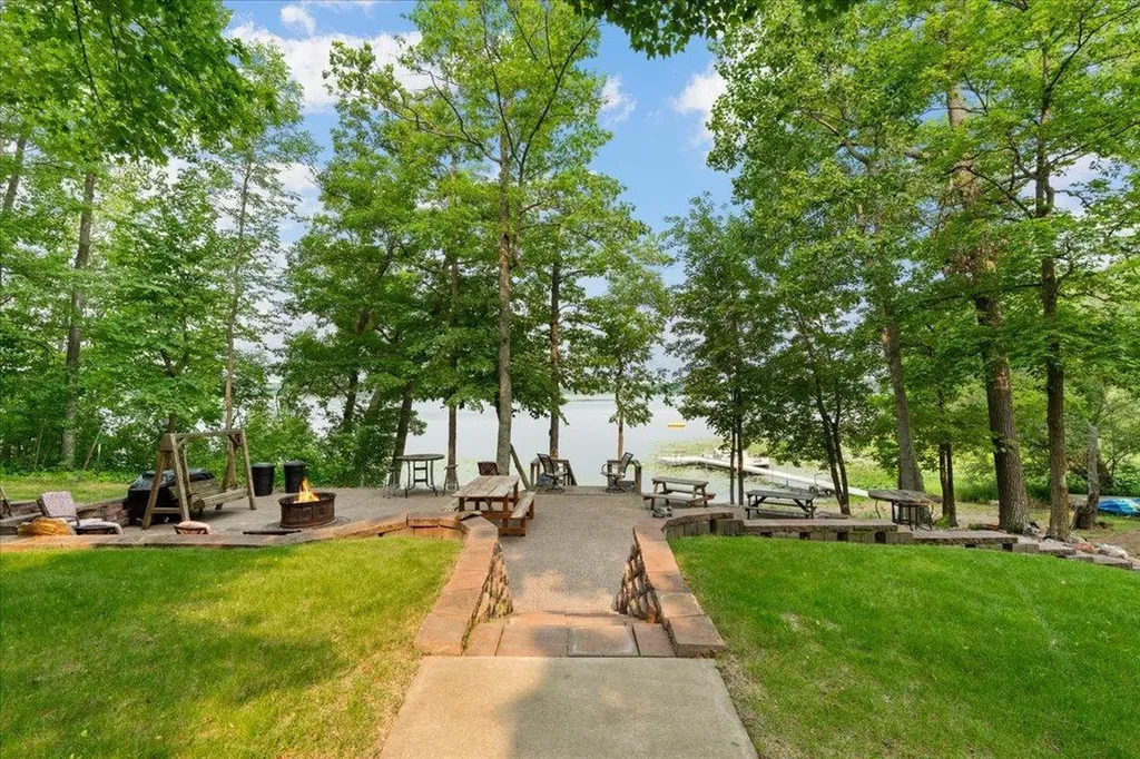 21283 Pine Tree Lane Deerwood MN 56444