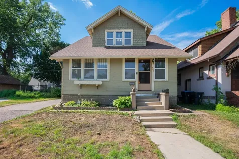 406 W Lewis Street Mankato MN 56001