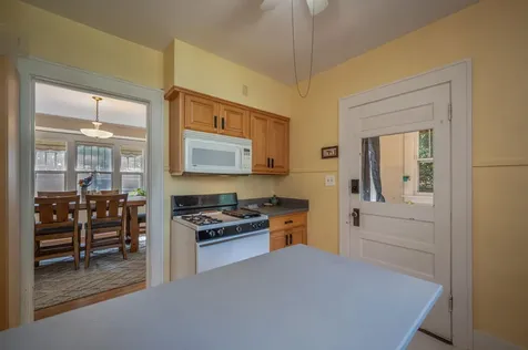 406 W Lewis Street Mankato MN 56001