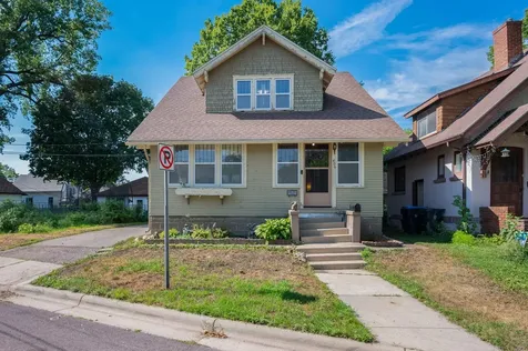 406 W Lewis Street Mankato MN 56001