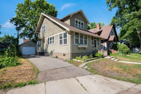 406 W Lewis Street Mankato MN 56001