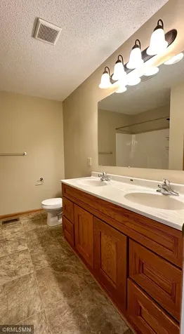 1760 Riverside Drive Shakopee MN 55379