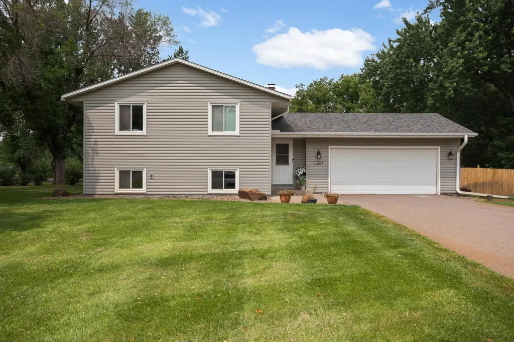 12420 Pineview Trail Dayton MN 55327
