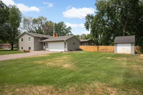 12420 Pineview Trail Dayton MN 55327