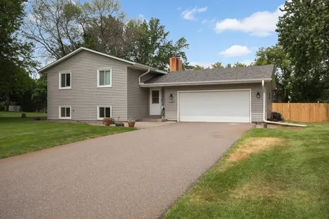 12420 Pineview Trail Dayton MN 55327