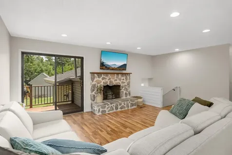 12420 Pineview Trail Dayton MN 55327