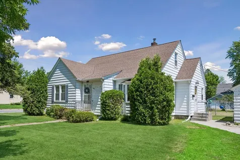 405 4th Avenue SE Milaca MN 56353