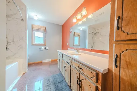 5708 Nightingale Court Saint Cloud MN 56303