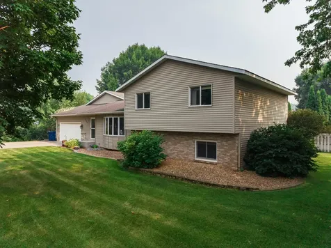 5708 Nightingale Court Saint Cloud MN 56303