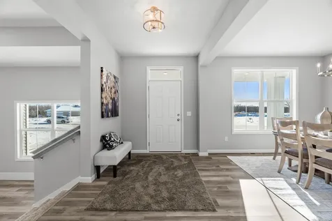 913 Buffalo Street NW Delano MN 55328