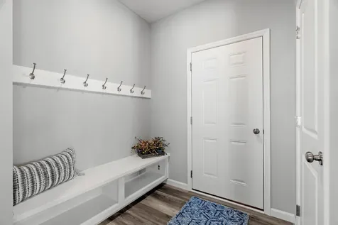 913 Buffalo Street NW Delano MN 55328