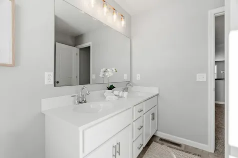 913 Buffalo Street NW Delano MN 55328