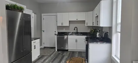 12 Oakley Avenue Saint Paul MN 55104