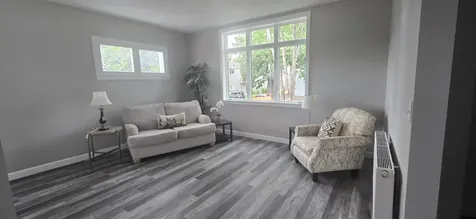12 Oakley Avenue Saint Paul MN 55104