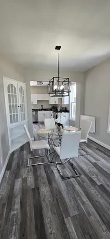 12 Oakley Avenue Saint Paul MN 55104