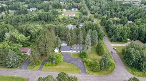 27 Maple Drive Esko MN 55733