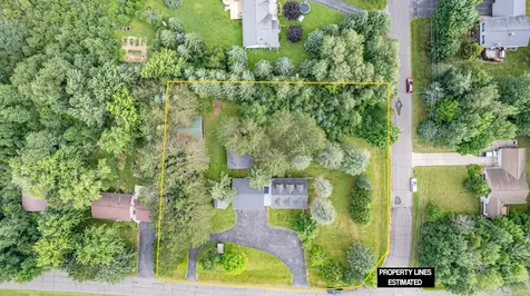 27 Maple Drive Esko MN 55733