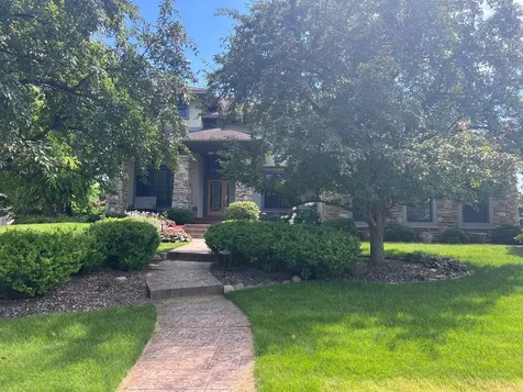 18897 Explorer Trail Eden Prairie MN 55347