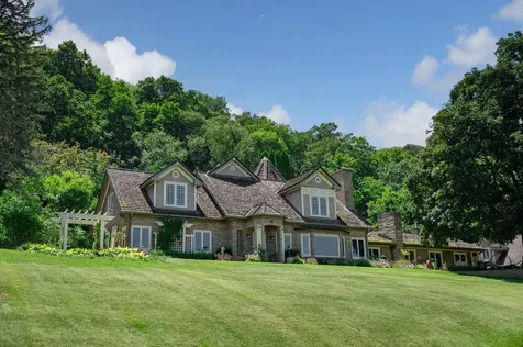 53 W Lake Boulevard Winona MN 55987