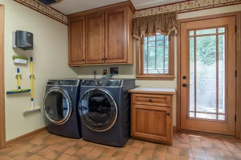 53 W Lake Boulevard Winona MN 55987