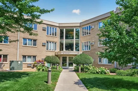 4360 Brookside Court Edina MN 55436