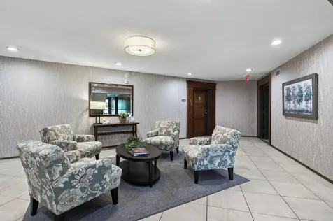 4360 Brookside Court Edina MN 55436