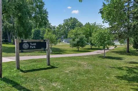 4360 Brookside Court Edina MN 55436