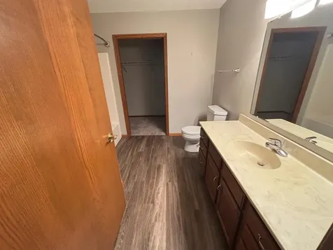 806 28th Avenue SW Willmar MN 56201