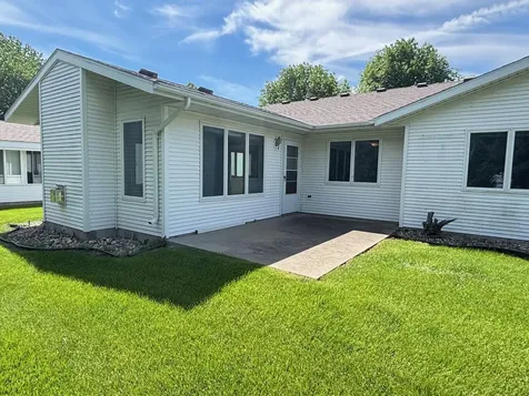 806 28th Avenue SW Willmar MN 56201