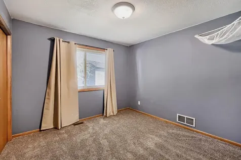 4153 146th Avenue NW Andover MN 55304