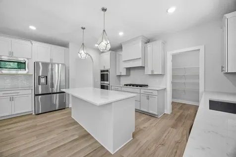 2399 Laurie Court W Roseville MN 55113