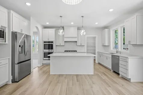 2399 Laurie Court W Roseville MN 55113