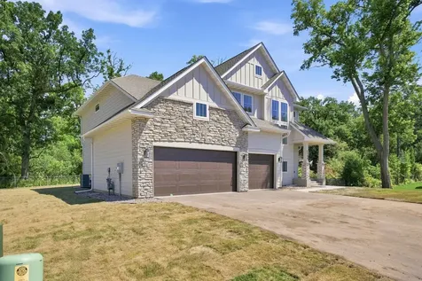2399 Laurie Court W Roseville MN 55113