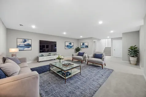 2399 Laurie Court W Roseville MN 55113