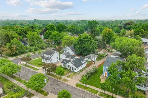 215 E 48th Street Minneapolis MN 55419