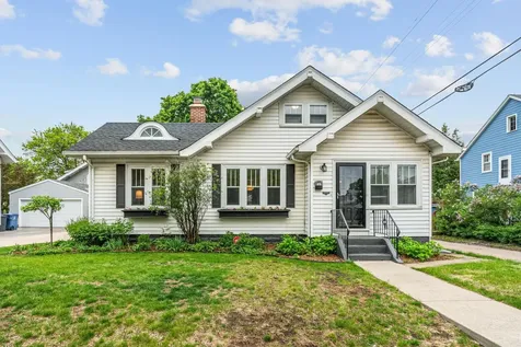 215 E 48th Street Minneapolis MN 55419