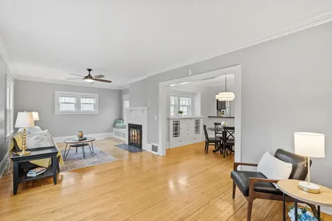 215 E 48th Street Minneapolis MN 55419