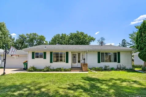 7024 Halifax Avenue N Brooklyn Center MN 55429