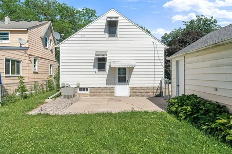 909 11th Street NW Austin MN 55912
