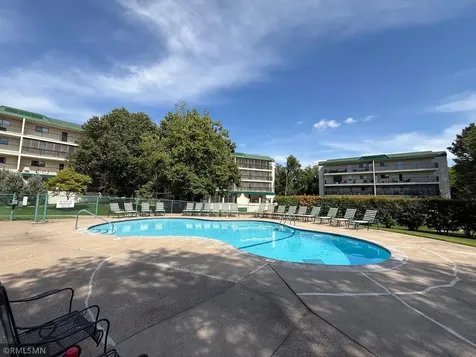 10511 Cedar Lake Road Minnetonka MN 55305