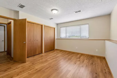 3811 Windcrest Court Eagan MN 55123