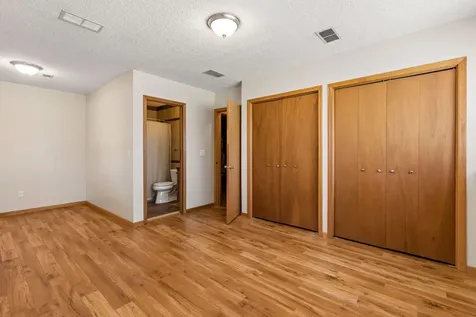 3811 Windcrest Court Eagan MN 55123